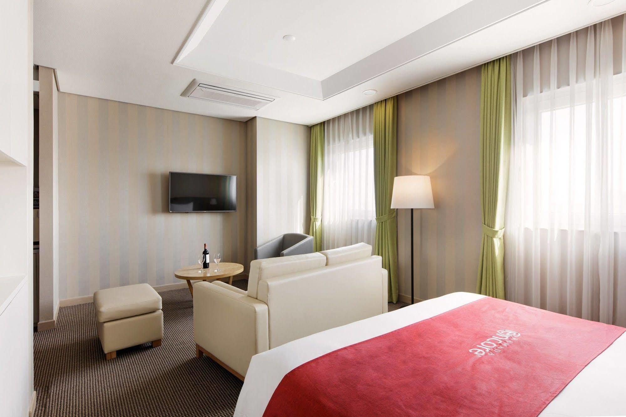 Ramada Encore By Wyndham Seoul Dongdaemun Exterior foto